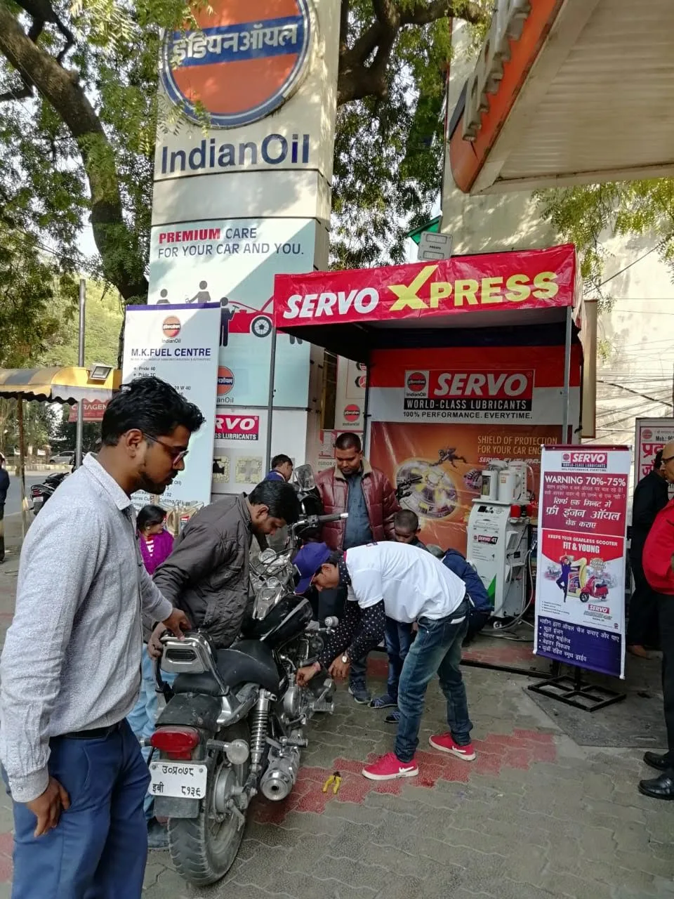 SERVO Xpress oil change at an IndianOil fuel station