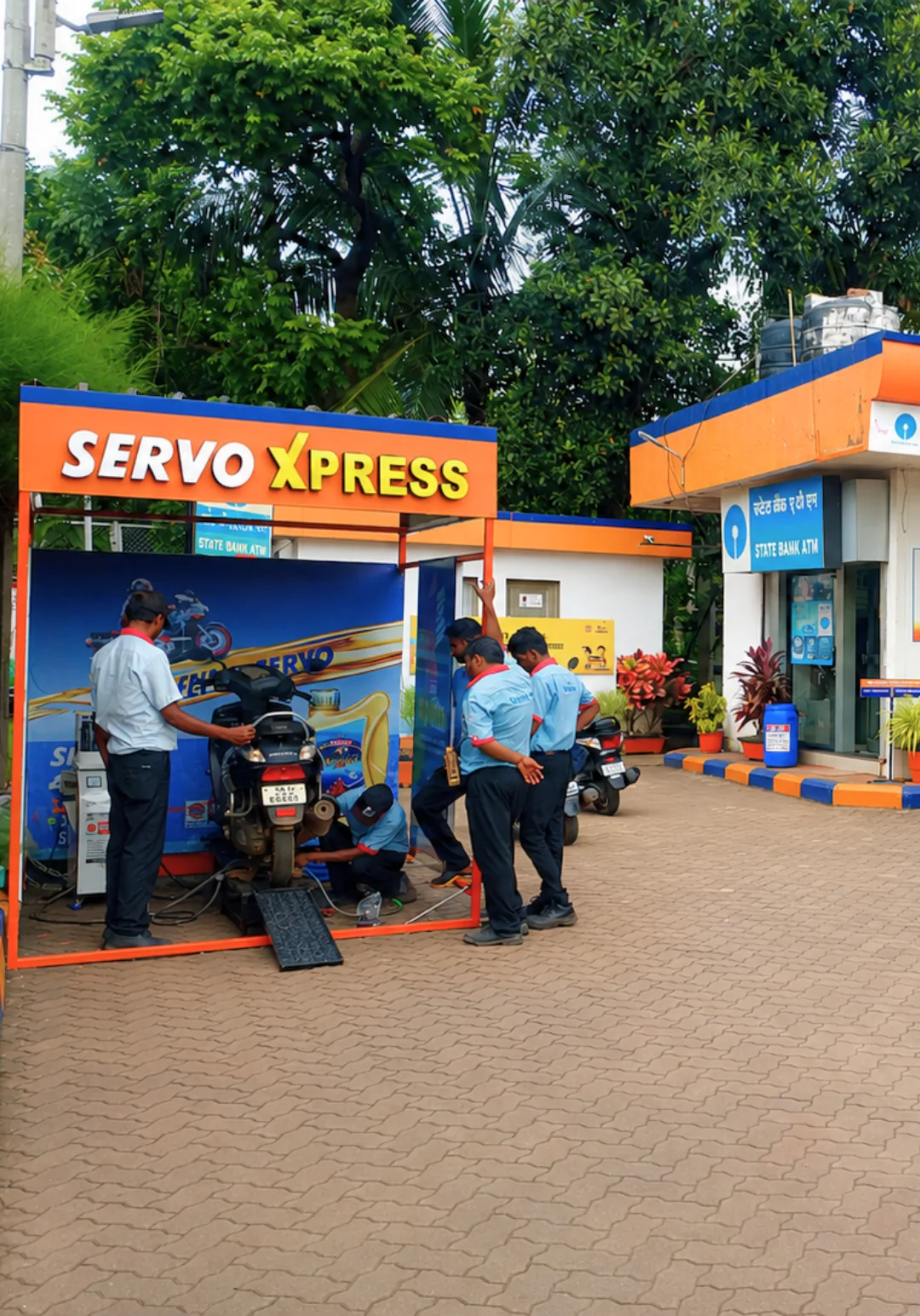 SERVO Xpress oil change bay at a fuel station